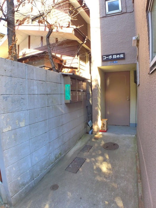 エントランス部分 コーポ日の出