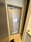 玄関 セレコ－ト南林間