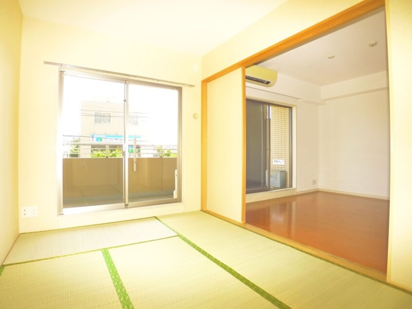 居室 ＩＮＳＵＲＡＮＣＥＢＬＤＧ．Ⅷ