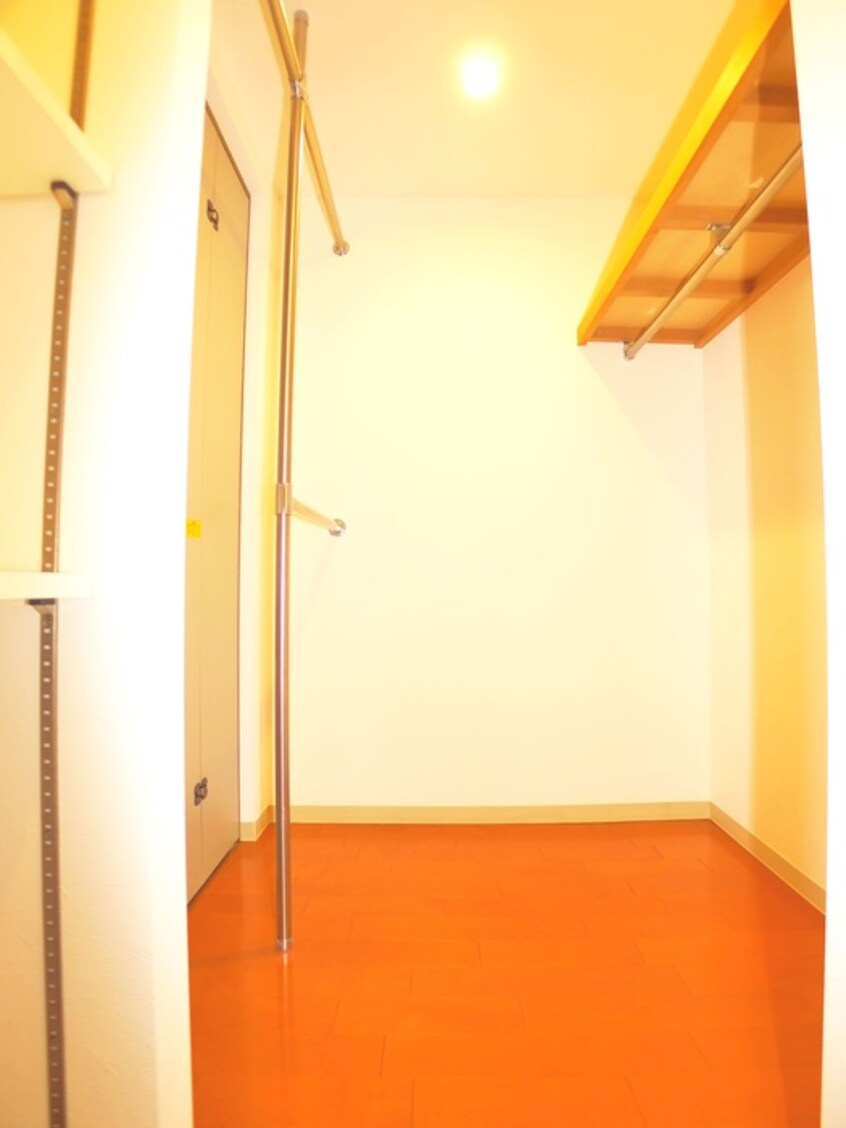 収納 ＩＮＳＵＲＡＮＣＥＢＬＤＧ．Ⅷ