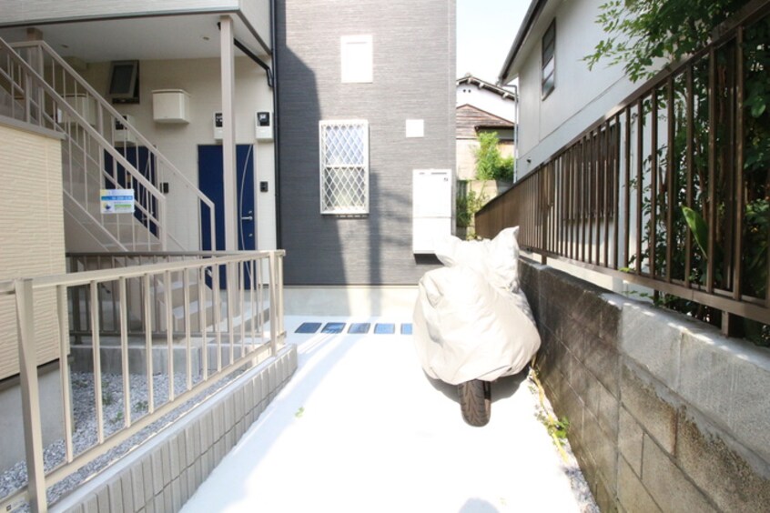 バイク置き場 スクウェア二俣川