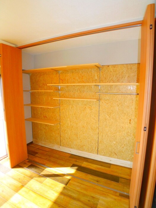 収納 秋津ト－マ・ビル