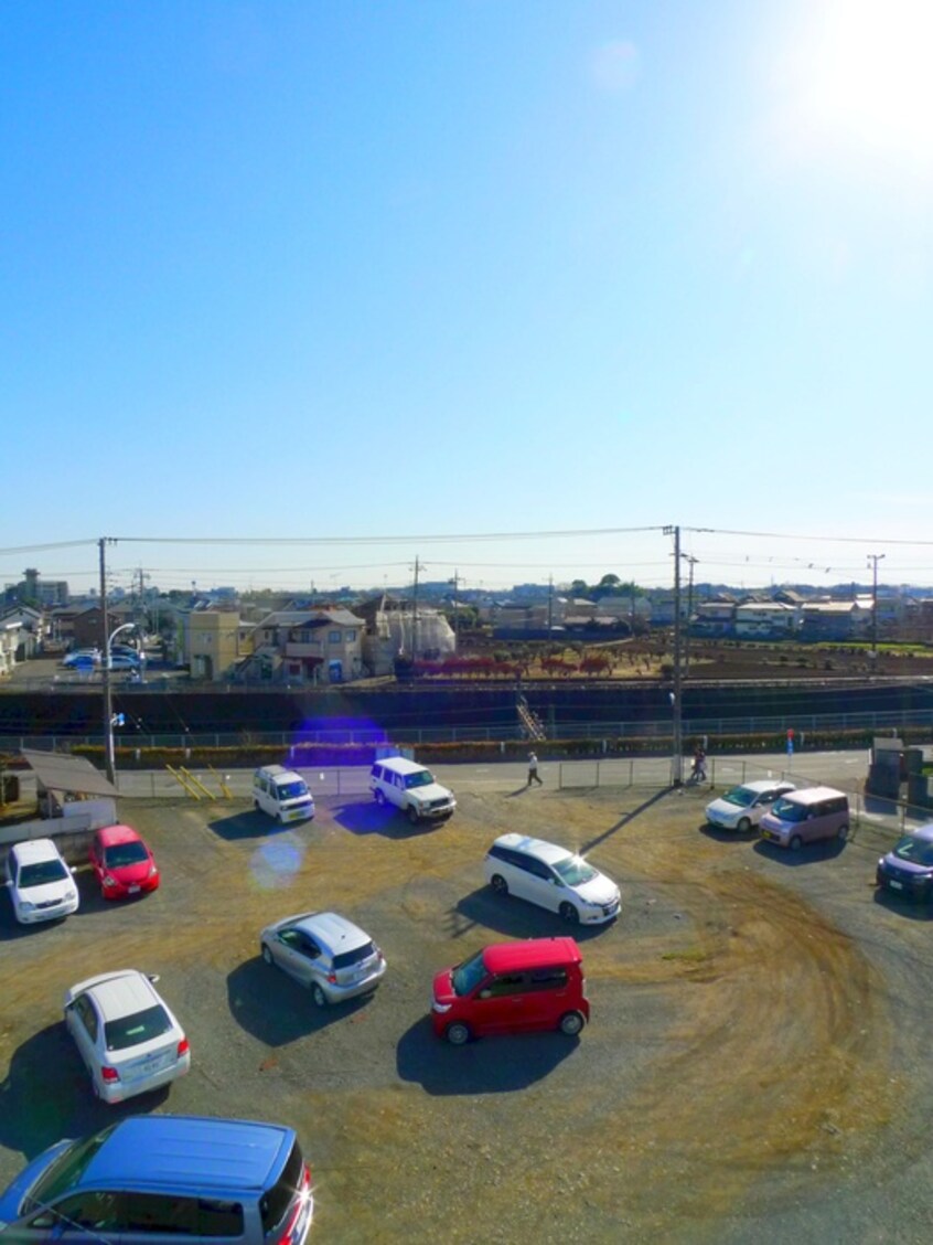 室内からの展望 秋津ト－マ・ビル