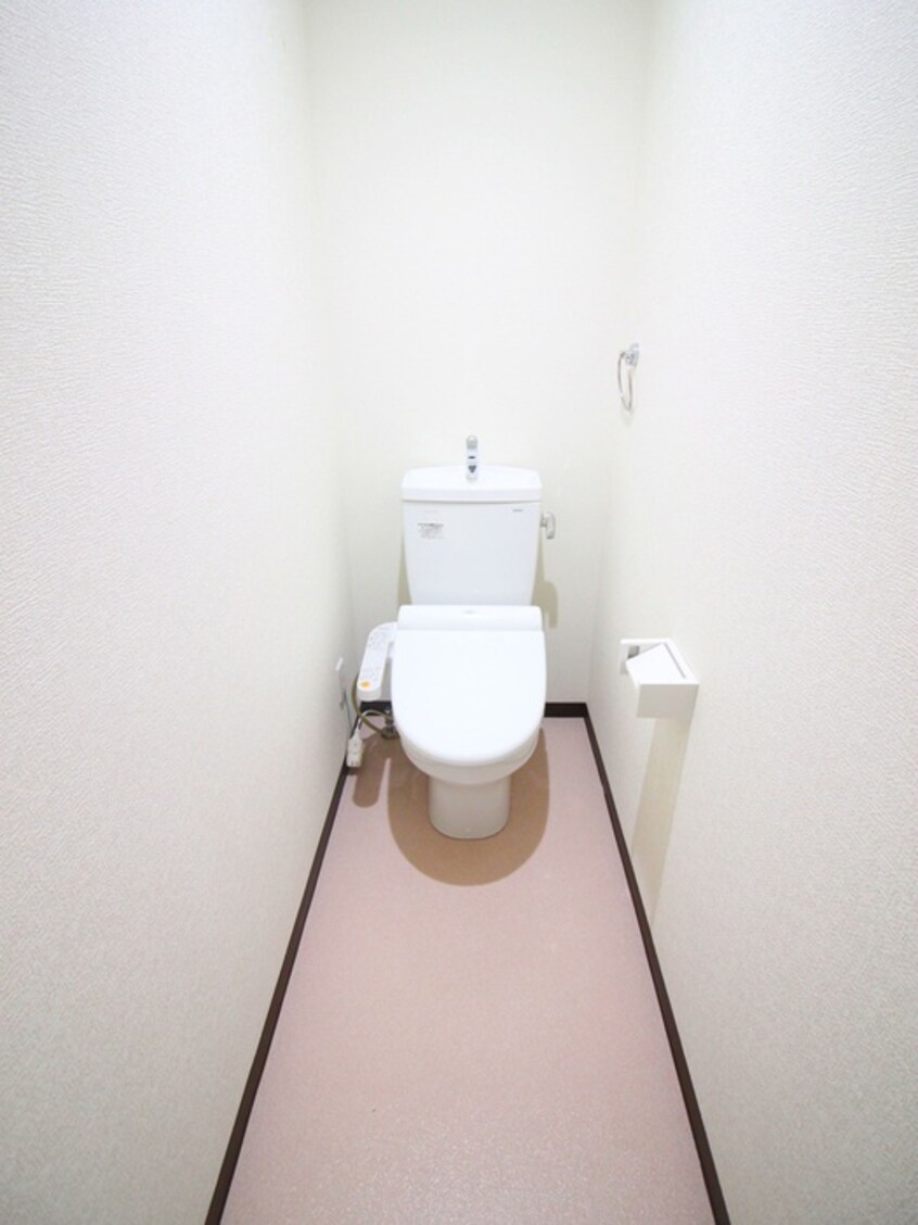 トイレ ONE′S　春日