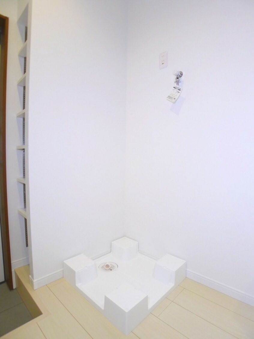 洗濯機置場 コンフォルト柏