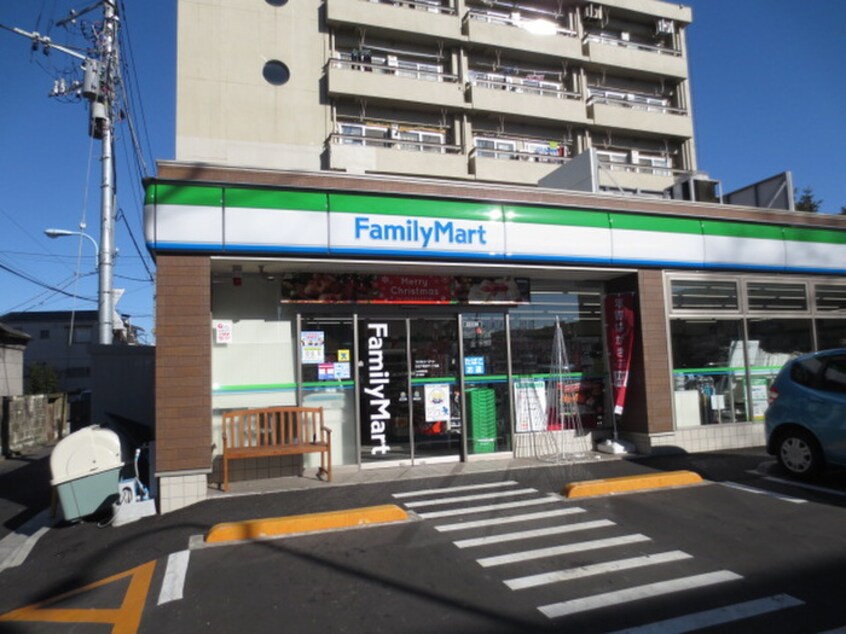 ファミリーマート杉並下高井戸二丁目店(コンビニ)まで86m メゾンKS