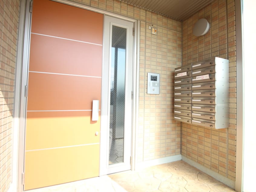 エントランス部分 フロ－ラルガ－デン