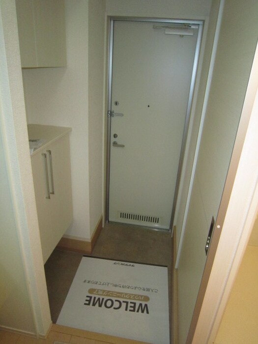 玄関 フロ－ラルガ－デン