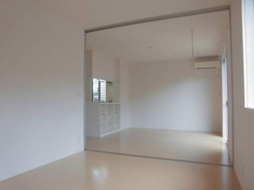 居室 リバ－スト－ンＣ