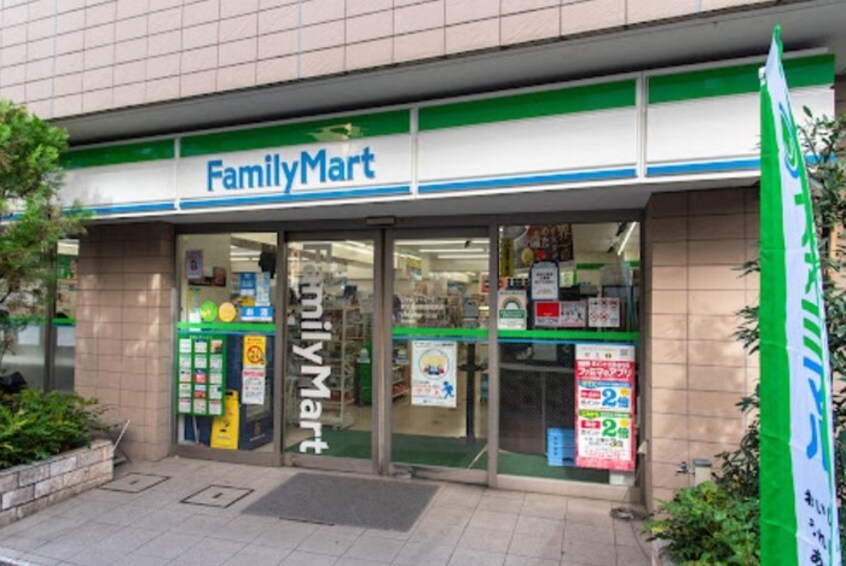 ファミリーマート 東五反田郵便局東店(コンビニ)まで83m ヴェルト五反田イースト（707）