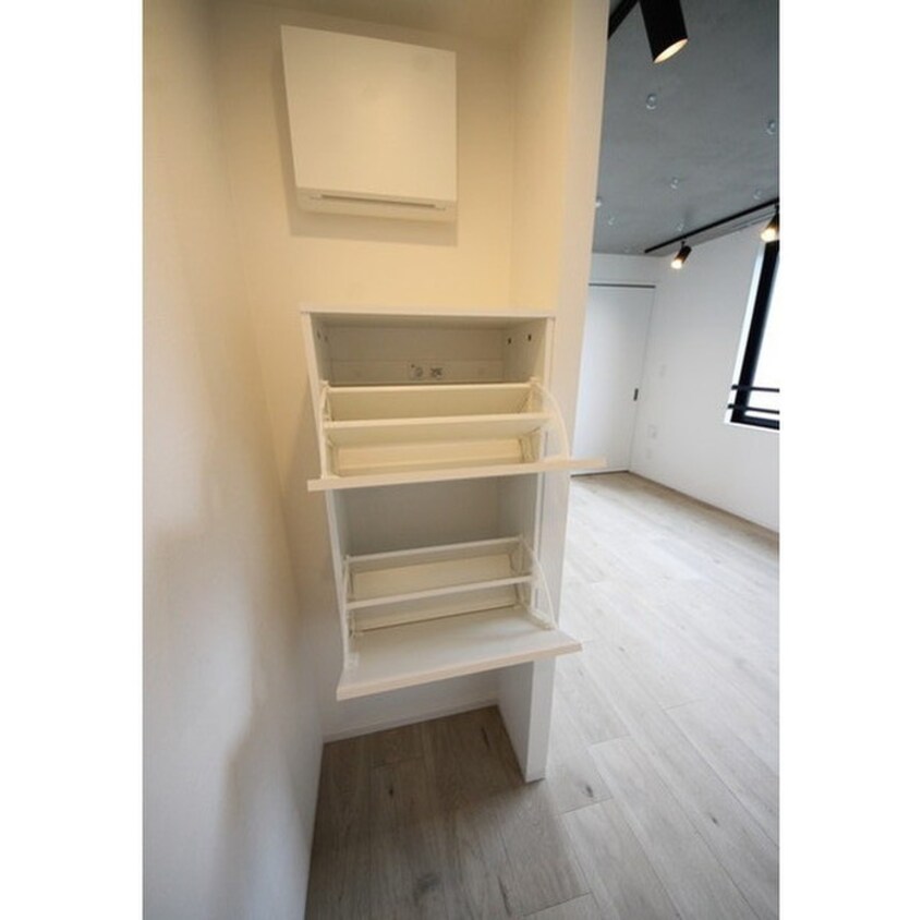 靴箱 グラウンデュークス西大島