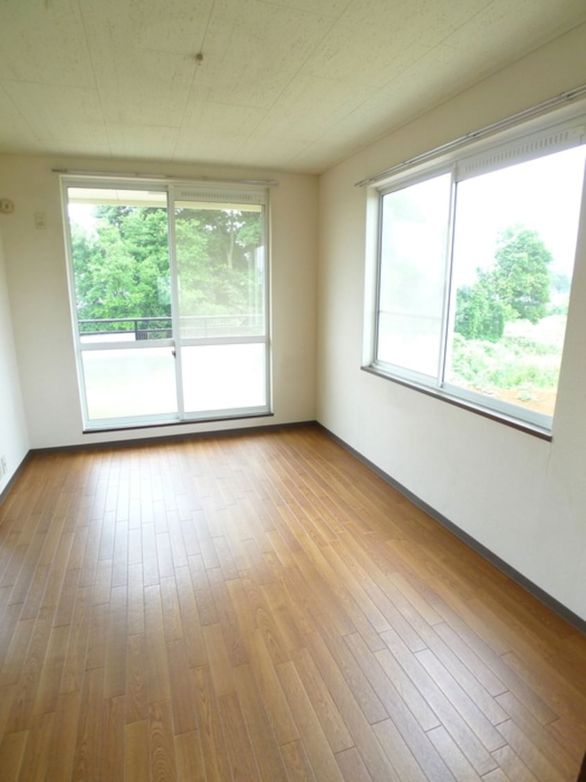 室内からの展望 サンワハイツ國京