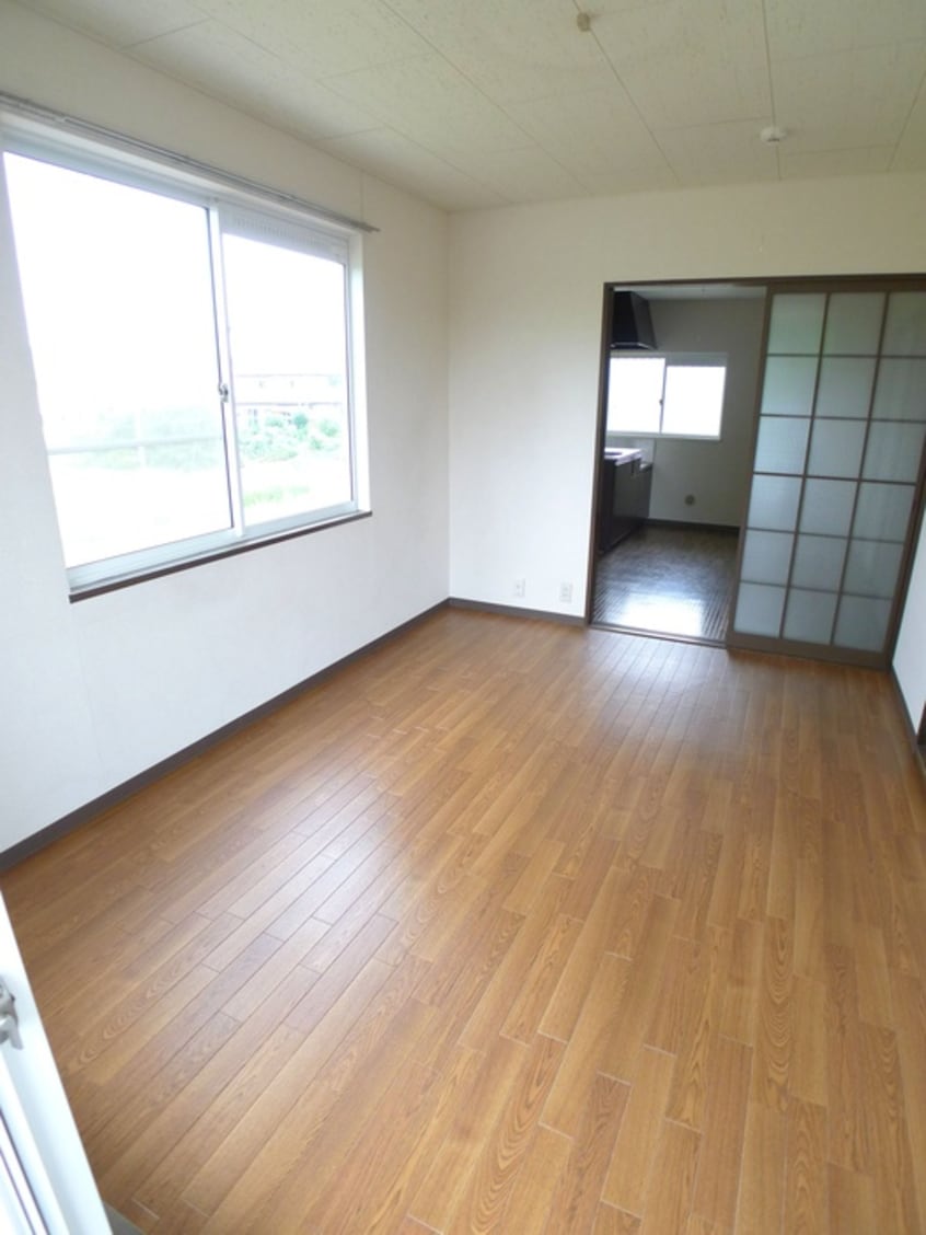 居室 サンワハイツ國京