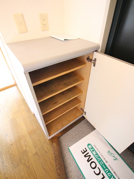 靴箱 シオン寺本