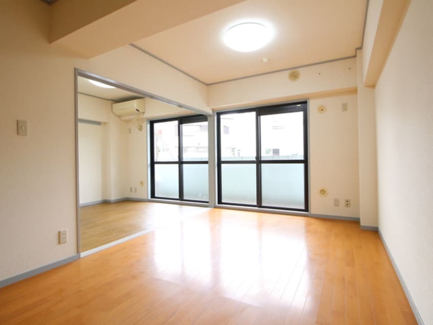 居室 ユウキチビルパート５