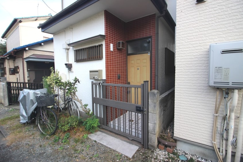 エントランス部分 富士見町五丁目戸建て