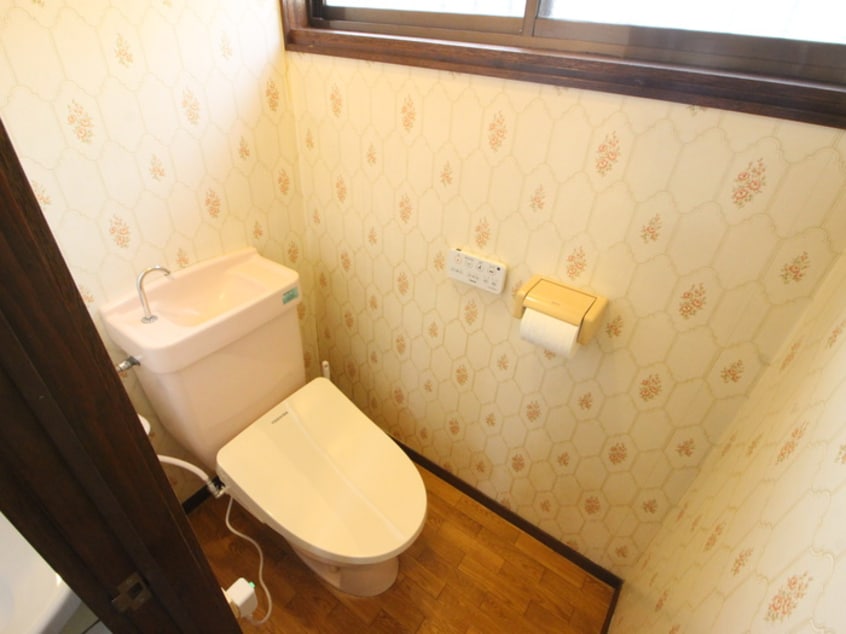 トイレ 富士見町五丁目戸建て