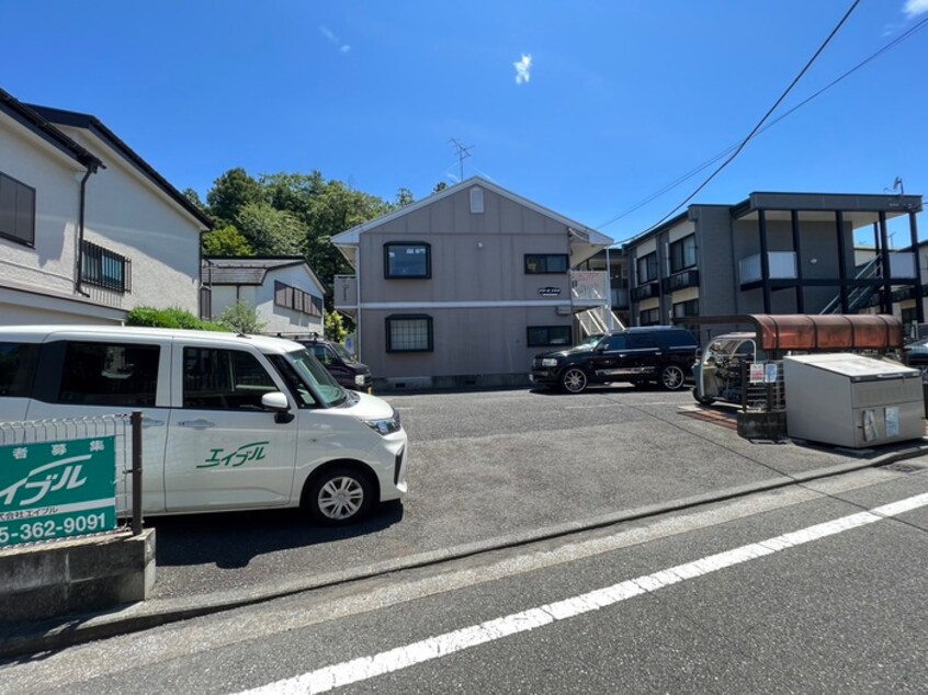 エントランス部分 アズ－ルナカオ