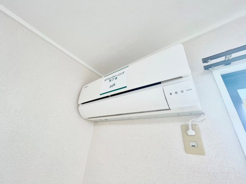 内観写真 アズ－ルナカオ