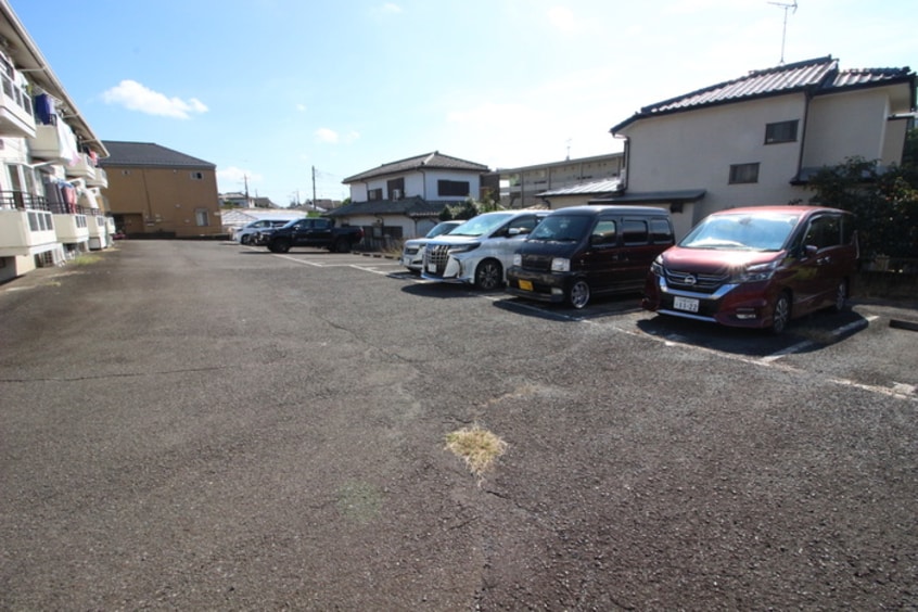 駐車場 グランメ－ル東有馬