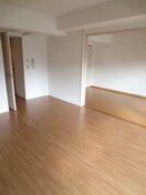 居室 カーロヴィレッタカサイ