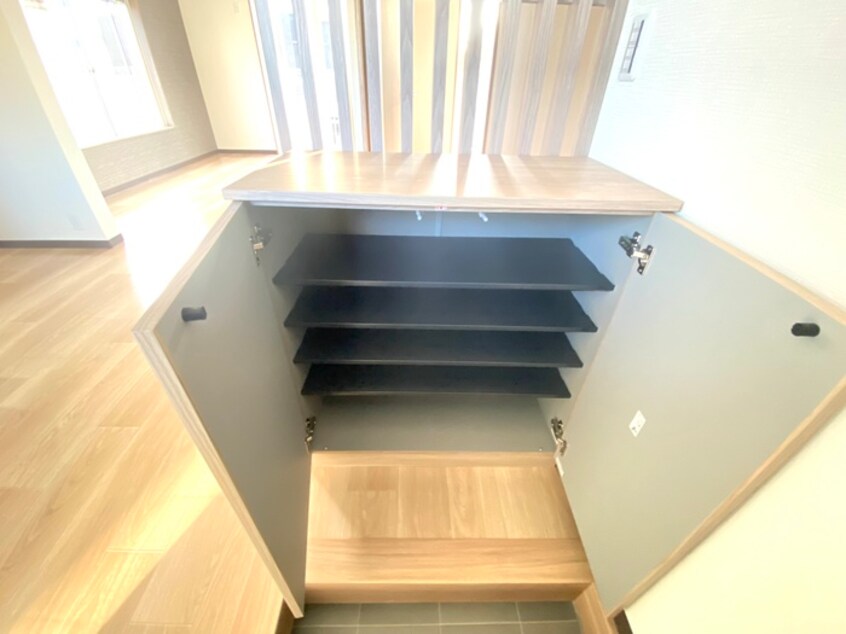 靴箱 ウェルコート湘南