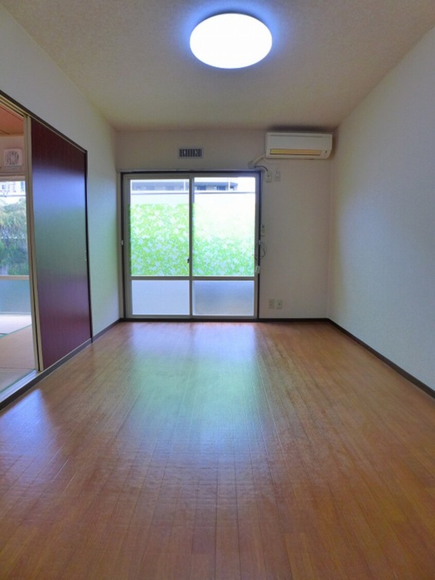 居室 ドエルパ－クサイド