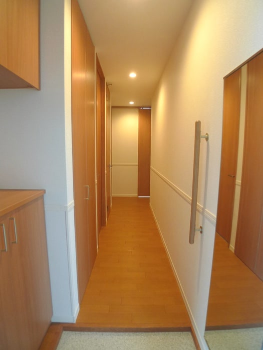 廊下 フルールヴェルテ