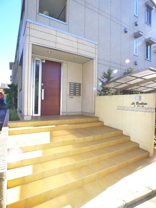 エントランス部分 ラ・ボヌール