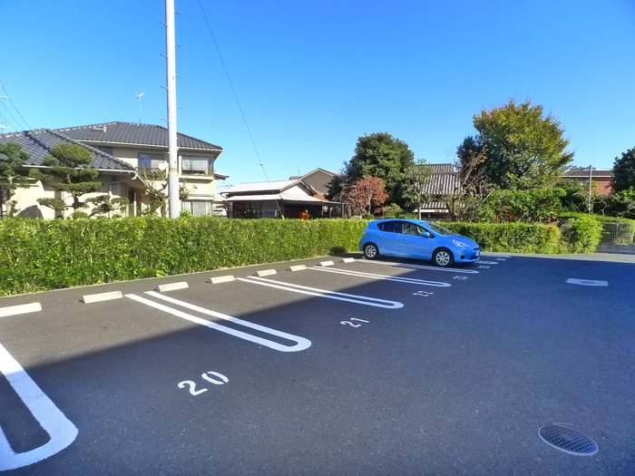 駐車場 ラ・ボヌール