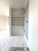 玄関 メゾンド・アヴェニール亀有