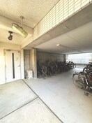 駐輪場 Ｓ－ＦＯＲＴ本八幡Ｍａｉｒｉｅ