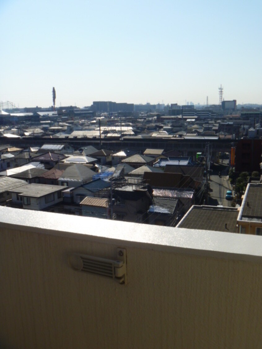 室内からの展望 Ｓ－ＦＯＲＴ本八幡Ｍａｉｒｉｅ