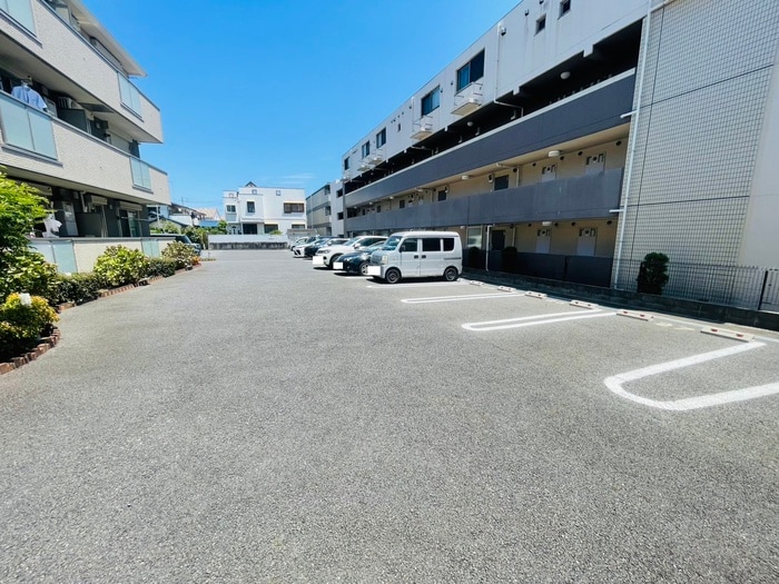 駐車場 マジェスティックアンⅡ