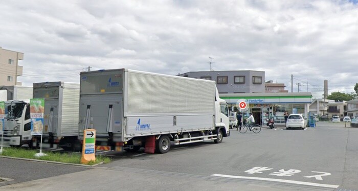 ファミリーマート(コンビニ)まで260m Kolet昭島中神町