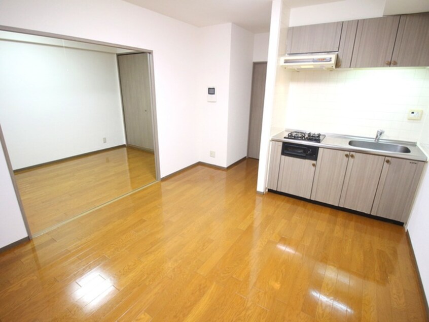 居室 フォンテ－ヌ・デ・アイラ