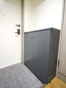 靴箱 フォンテ－ヌ・デ・アイラ