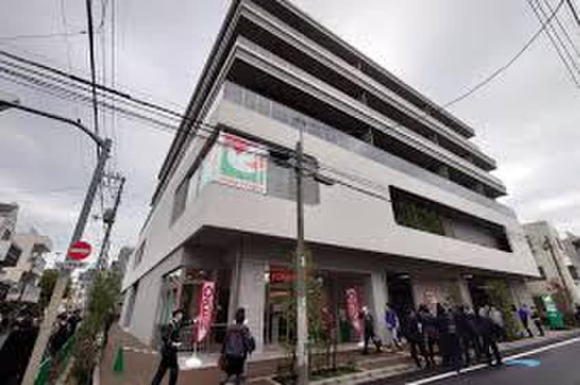 ヨークフーズ with(ウィズ) ザ・ガーデン自由が丘 西落(スーパー)まで107m B CITY APARTMENT SINJUKU NW