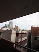 室内からの展望 ア－ツ白金