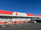 セキ薬品(ドラッグストア)まで404m スタ－ヒル大宮