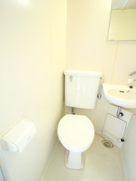 トイレ リバティパレス目白(401)