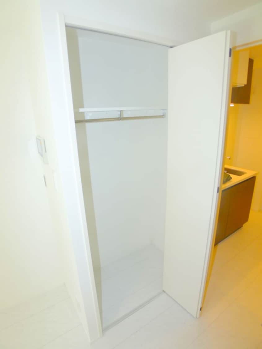 収納 エストゥルース亀有(102)