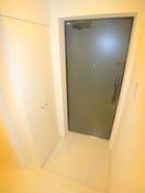 玄関 エストゥルース亀有(102)