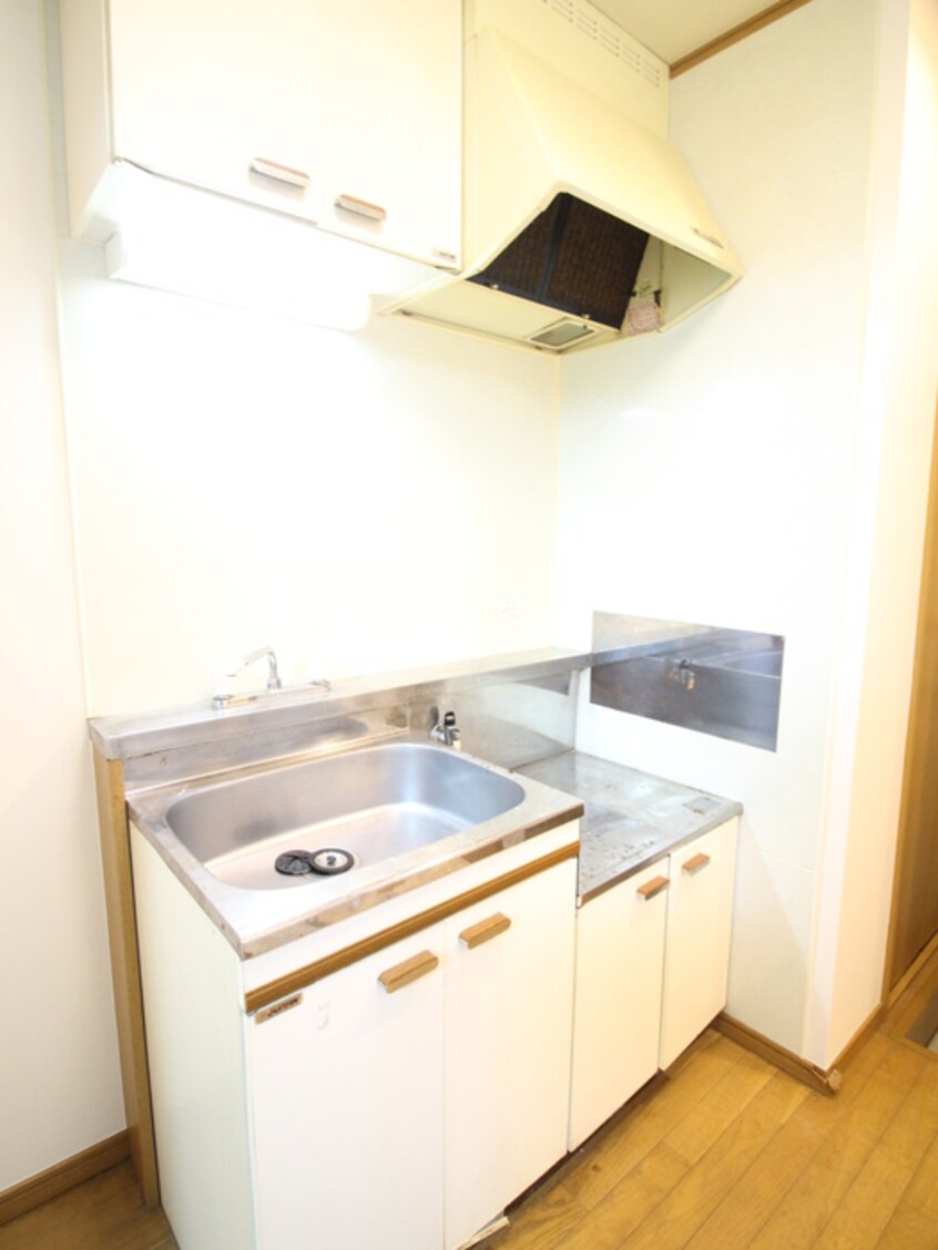 キッチン オリ－ブハウス