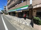 ファミリーマート(コンビニ)まで381m CASA ROSA 聖蹟