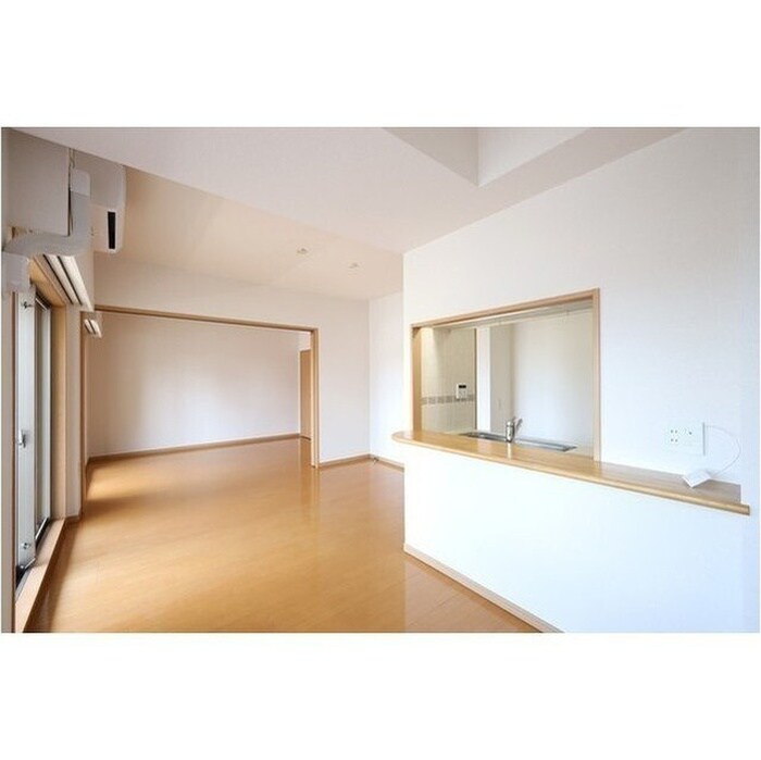 居室 ＬａＳａｎｔｅ浦和常盤公園