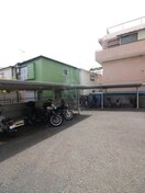 バイク置き場 吉住マンション