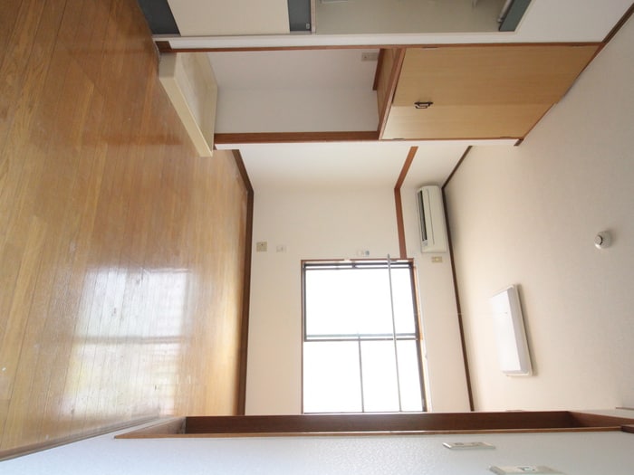 居室 ルミエ－ル代田