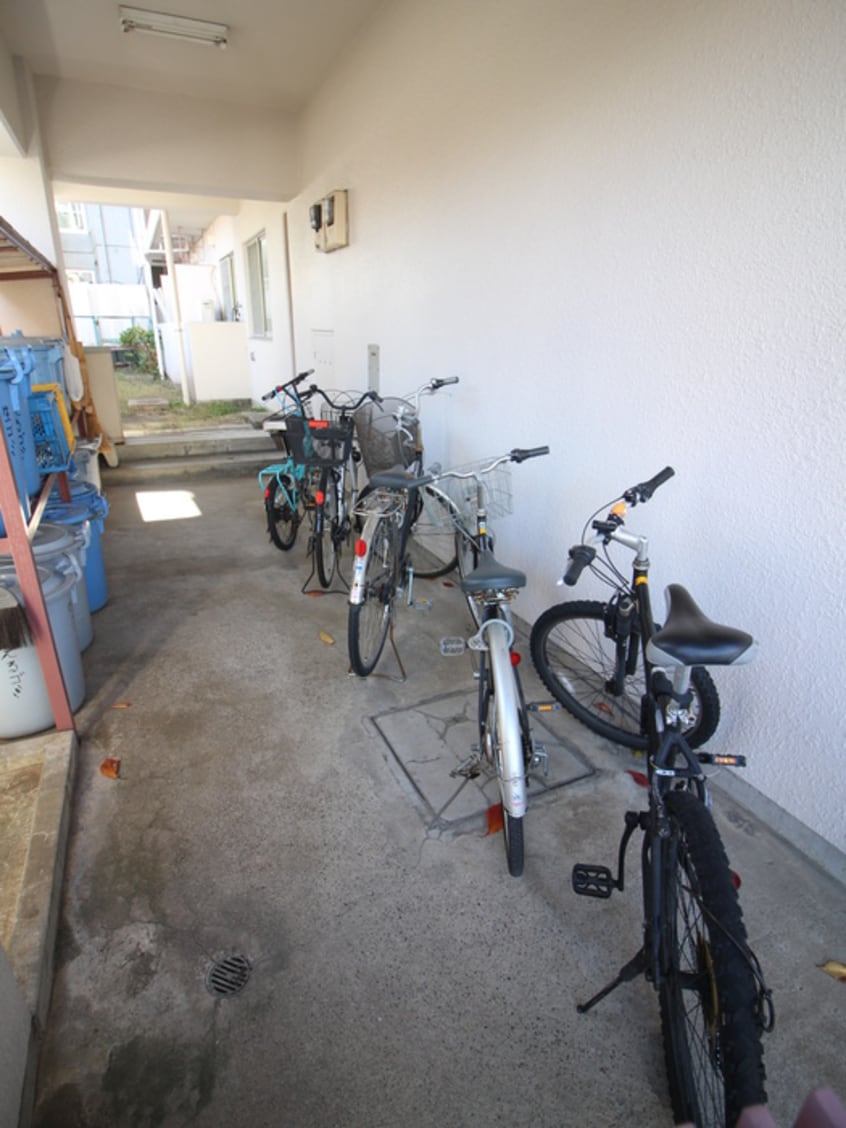 駐輪場 ドム桜新町