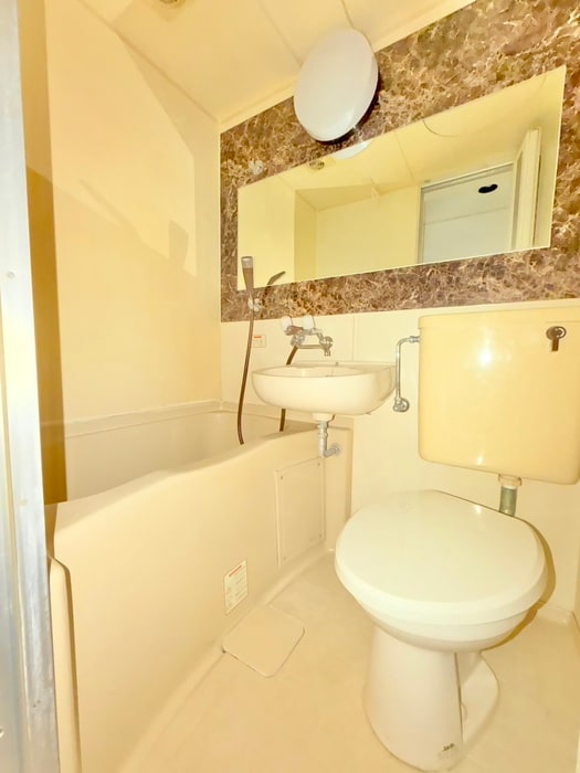 バス／シャワールーム等 エリ－ズハウス